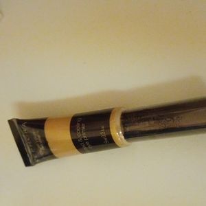 Sephora tinted and cooling eye primer in shimmer taupe